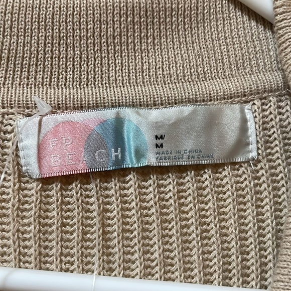 Women’s New Free People FP Beach Picnic Sweater Romper - Picture 7 of 10